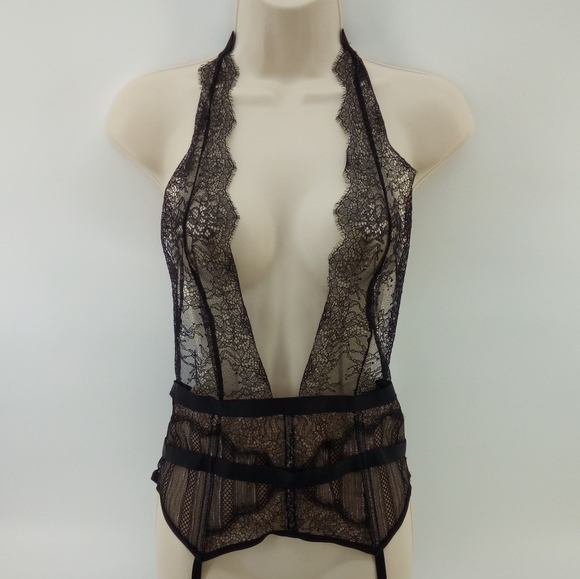 Victoria's Secret Other - Victoria Secret Lace Plunge Black Silver Metalic Boning Halter Teddy L